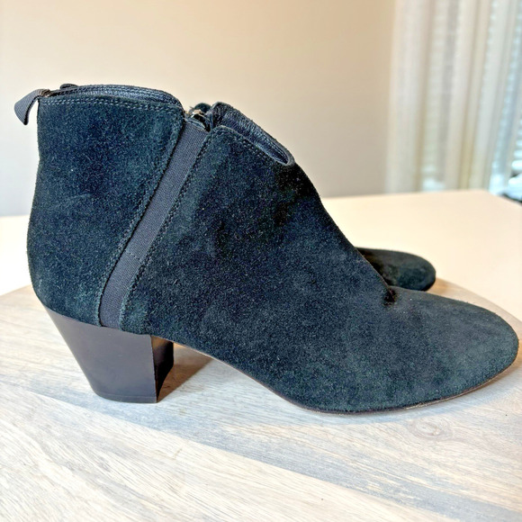 Aquatalia Fleurette Suede Ankle Bootie Black Size 9 - Picture 4 of 9